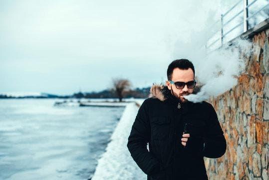 Descubre la mejor Egyszerhasználatos E-Cigaretta en nuestro almacen de cigarrillos electronicos para una experiencia única y práctica