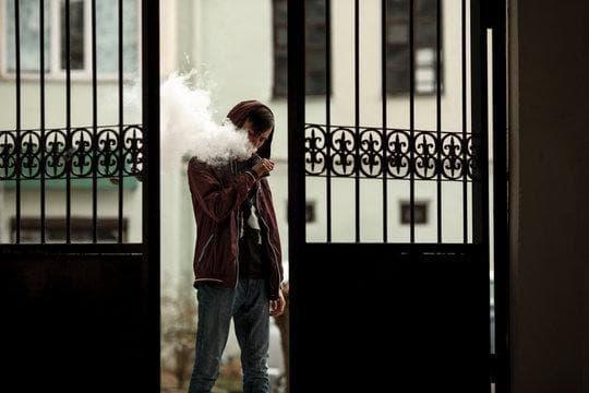 E cigi bolt ofrece aceite de marihuana para cigarrillo electronico para una experiencia única de vapeo con e cigi bolt